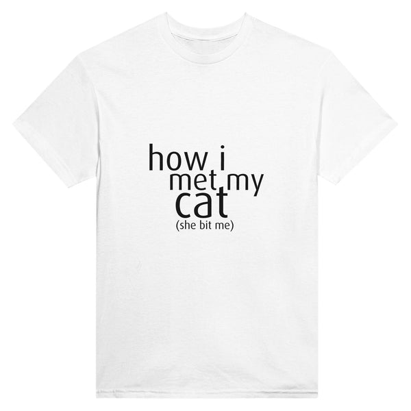 Camiseta Unisex Estampado de Gato "Primer Mordisco" Michilandia | La tienda online de los fans de gatos