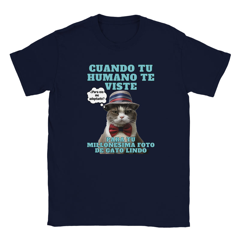 Camiseta júnior unisex estampado de gato "Modelo Reluctante" Michilandia | La tienda online de los amantes de gatos