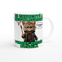 Taza blanca con impresión de gato "Guardián del Sillón" Michilandia | La tienda online de los amantes de gatos