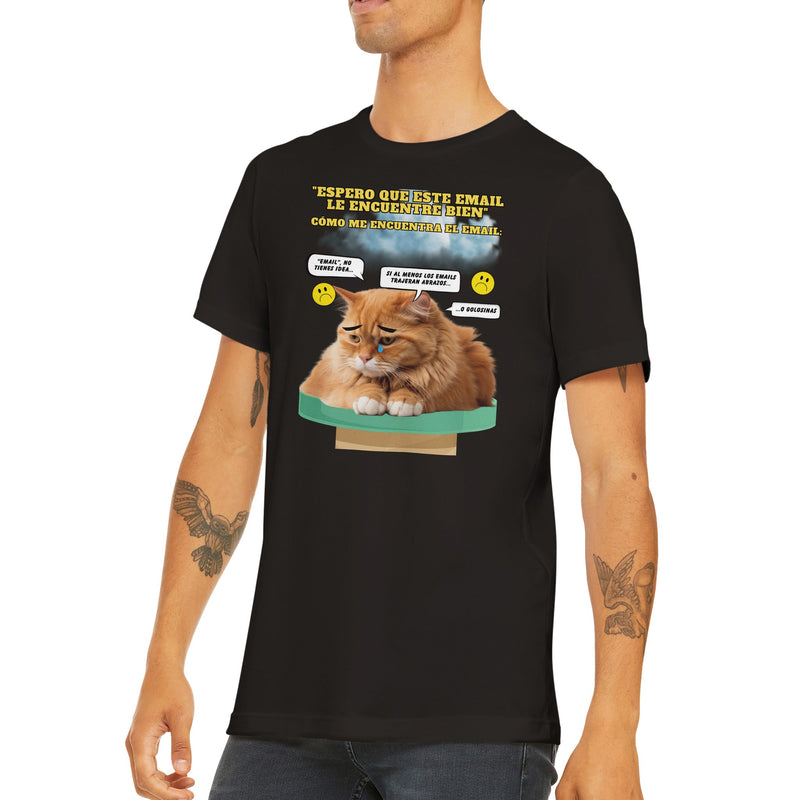 Camiseta unisex estampado de gato "Melancolía Digital" Michilandia | La tienda online de los amantes de gatos