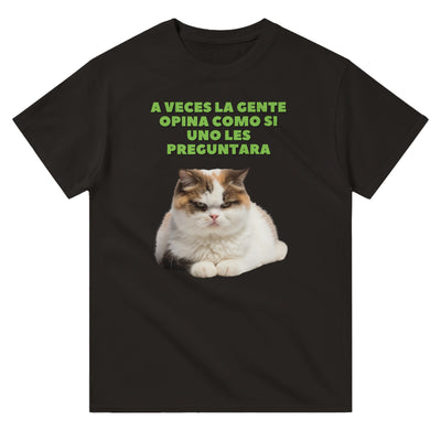 Camiseta Unisex Estampado de Gato "Opiniones No Solicitadas" Michilandia | La tienda online de los fans de gatos