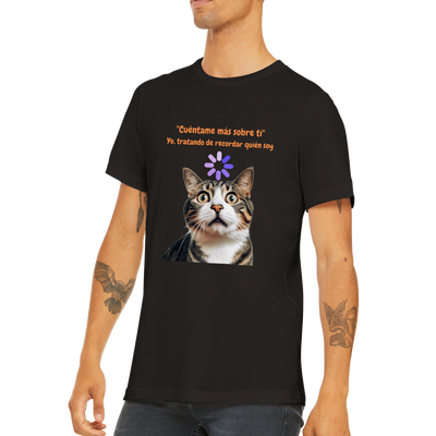 Camiseta unisex estampado de gato "Cuéntame más sobre ti" Gelato