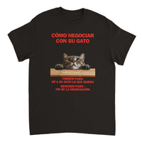 Camiseta Unisex Estampado de Gato "Tácticas de Negociación" Michilandia | La tienda online de los fans de gatos