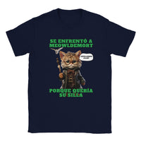 Camiseta unisex estampado de gato "Guardián del Sillón" Michilandia | La tienda online de los amantes de gatos