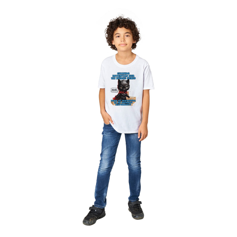 Camiseta Junior Unisex Estampado de Gato "Capa y Travesuras" Michilandia | La tienda online de los fans de gatos