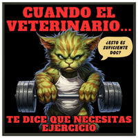 Póster Semibrillante de Gato con Marco Metal "Michi Hulk en el Gym" Michilandia | La tienda online de los amantes de gatos