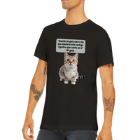 Camiseta unisex estampado de gato "Michi desconfiado" Gelato