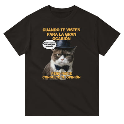 Camiseta Unisex Estampado de Gato "Dilema de Gala" Michilandia | La tienda online de los fans de gatos