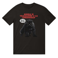 Camiseta unisex estampado de gato "Curiosidad Superada" Michilandia | La tienda online de los fans de gatos