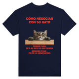 Camiseta Unisex Estampado de Gato "Tácticas de Negociación" Michilandia | La tienda online de los fans de gatos