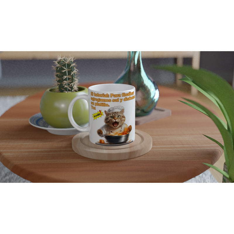 Taza Blanca con Impresión de Gato "Chef en Apuros" Michilandia | La tienda online de los fans de gatos