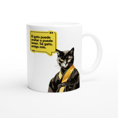 Taza blanca con impresión de gato "Bruce Michi Lee" Michilandia | La tienda online de los amantes de gatos