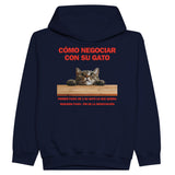 Sudadera con capucha júnior estampado de gato "Tácticas de Negociación" Michilandia | La tienda online de los fans de gatos