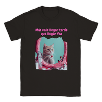 Camiseta unisex estampado de gato "Michi maquillándose" Gelato