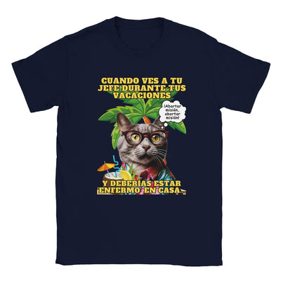 Camiseta unisex estampado de gato "Vacaciones Clandestinas" Michilandia | La tienda online de los amantes de gatos