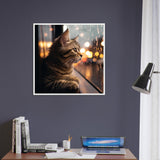 Póster semibrillante de gato con marco de madera "Michi Observador"