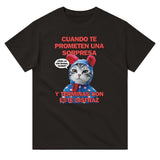 Camiseta Unisex Estampado de Gato "Sorpresa Dudosa" Michilandia | La tienda online de los fans de gatos