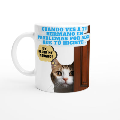 Taza blanca con impresión de gato 