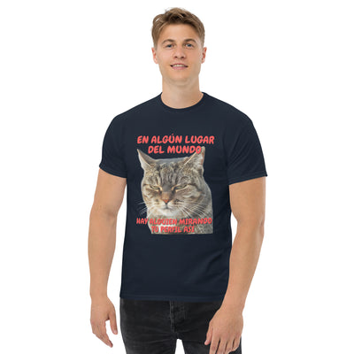 Camiseta Unisex Estampado de Gato "Mirada Inquisitiva" Michilandia | La tienda online de los fans de gatos