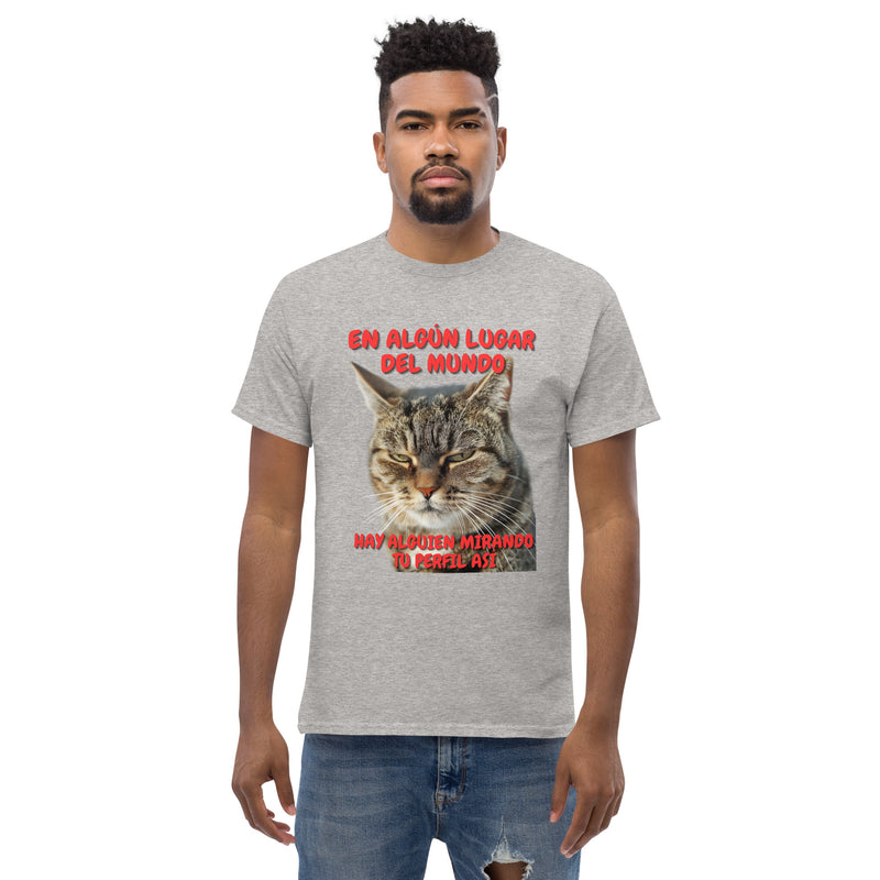 Camiseta Unisex Estampado de Gato "Mirada Inquisitiva" Michilandia | La tienda online de los fans de gatos