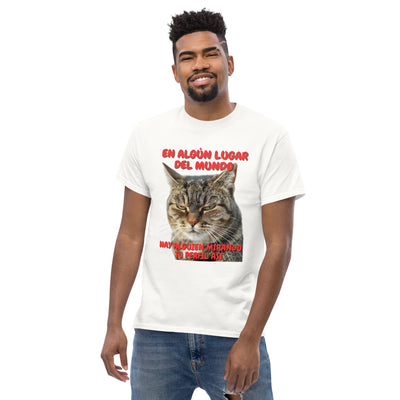 Camiseta Unisex Estampado de Gato "Mirada Inquisitiva" Michilandia | La tienda online de los fans de gatos